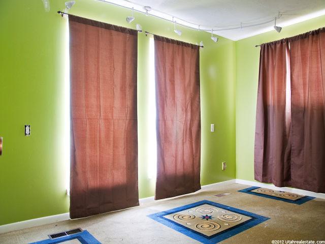 19 E 3100 S, Bountiful, UT 84010 — photo 7