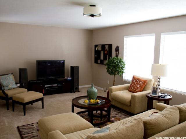 153 E 2400 S, Clearfield, UT 84015 — photo 4