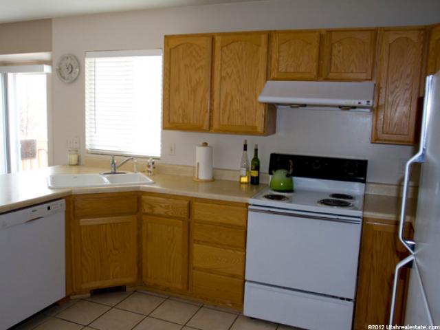 153 E 2400 S, Clearfield, UT 84015 — photo 9