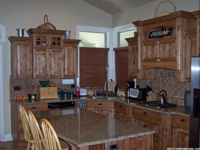 143 N 3425 W, Layton, UT 84041 — photo 5