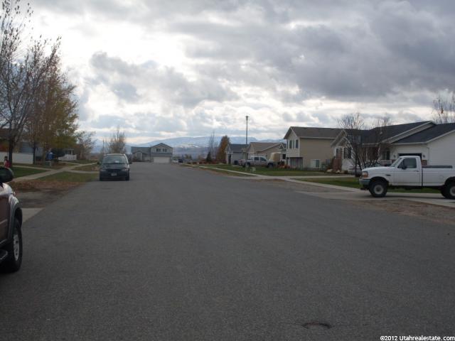 363 S 675 E, Hyrum, UT 84319 — photo 11