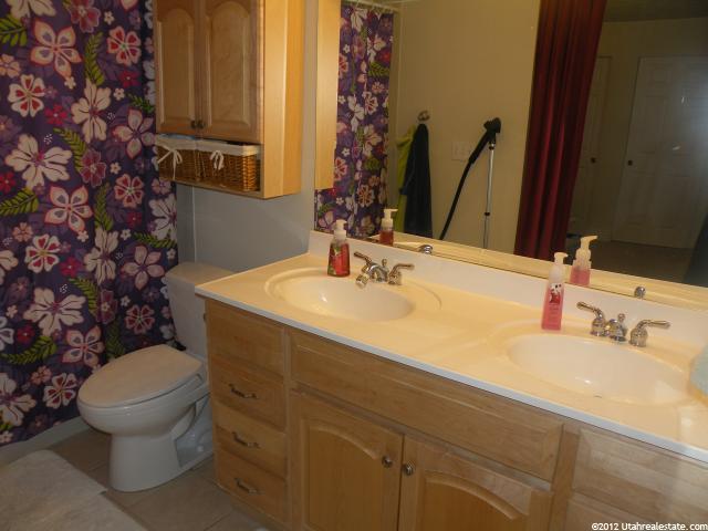 191 E 650 S, Kaysville, UT 84037 — photo 2