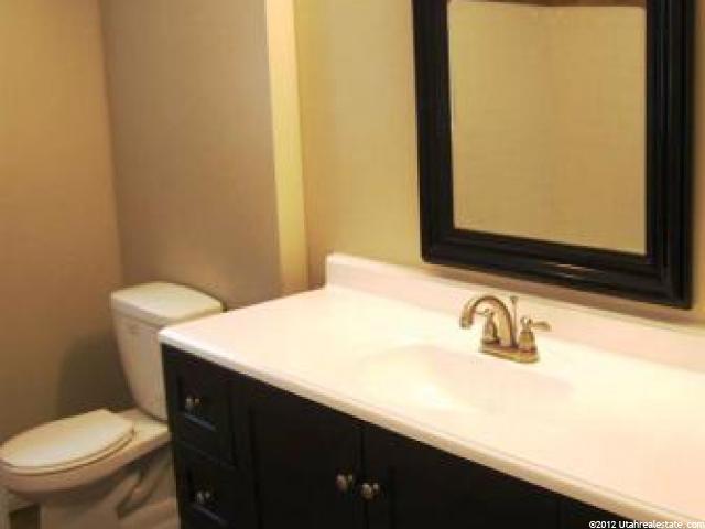 541 W 2475 N, Layton, UT 84041 — photo 12