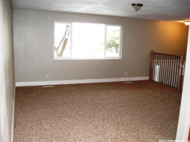 541 W 2475 N, Layton, UT 84041 — photo 4