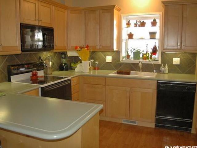 141 E 200 S, Bountiful, UT 84010 — photo 3