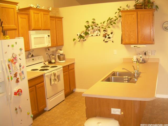 3154 W 4750 S, Roy, UT 84067 — photo 11