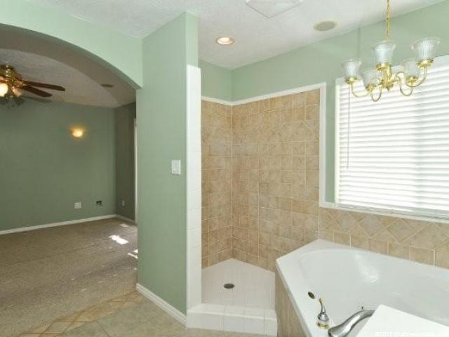 667 E 2650 N, North Ogden, UT 84414 — photo 9