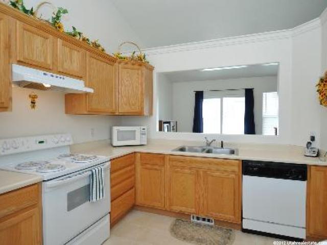 5241 S 4000 W, Roy, UT 84067 — photo 4