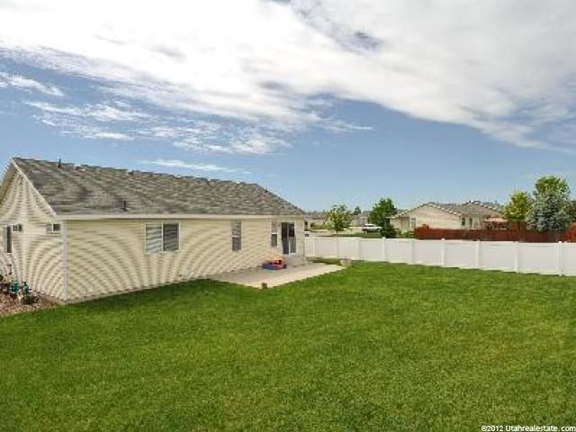 5241 S 4000 W, Roy, UT 84067 — photo 9