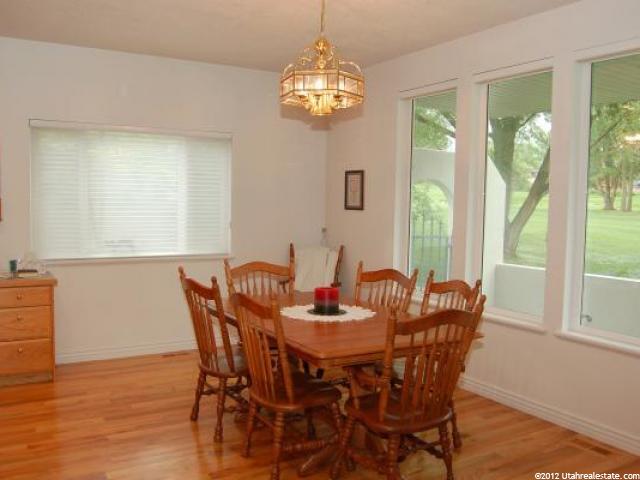 62 Hillsborough Dr, Pleasant View, UT 84414 — photo 3