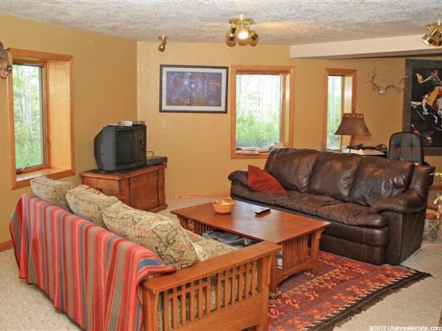 8819 Highfield Rd, Park City, UT 84098 — photo 9