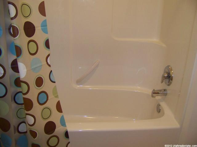 360 W 300 S, Logan, UT 84321 — photo 8