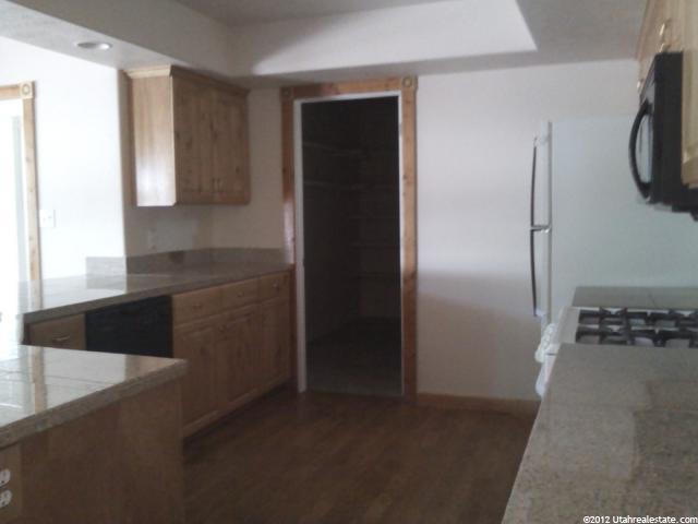1019 S 500 Cir E, St. George, UT 84790 — photo 8