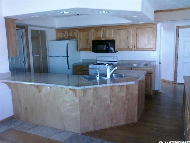 1019 S 500 Cir E, St. George, UT 84790 — photo 9