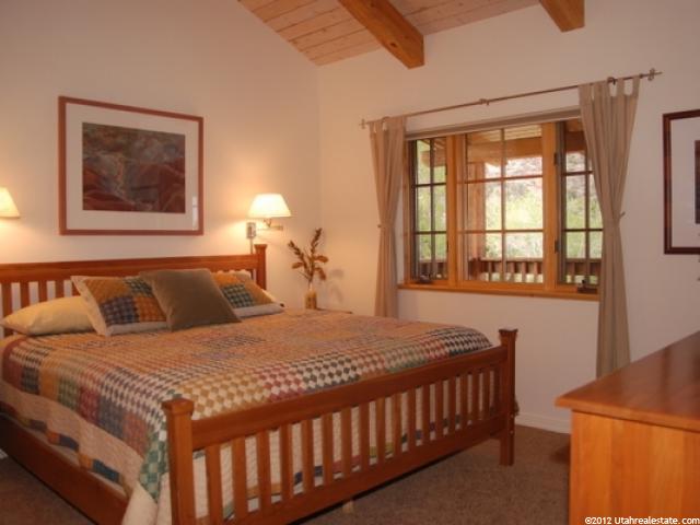 30 N Ponderosa Trail Dr E, Boulder, UT 84716 — photo 2