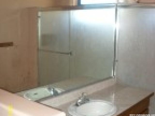 194 N 100 E, La Verkin, UT 84745 — photo 6