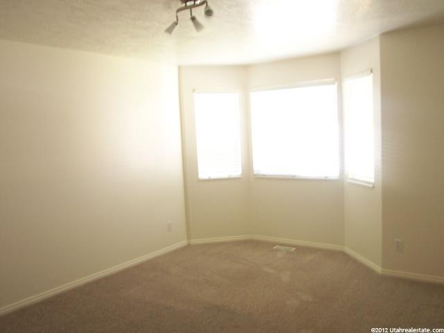 1021 N Sara Ln, Ogden, UT 84404 — photo 2