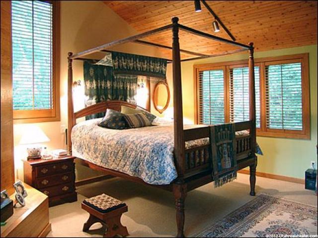2039 E Maple Hollow Way S, Bountiful, UT 84010 — photo 11