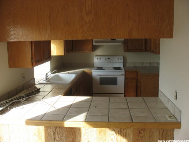 787 W 4050 S, Bountiful, UT 84010 — photo 3