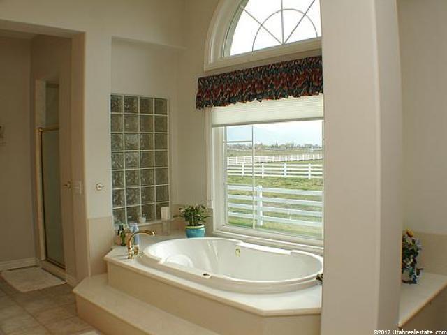 2991 N 2575 W, Farr West, UT 84404 — photo 7