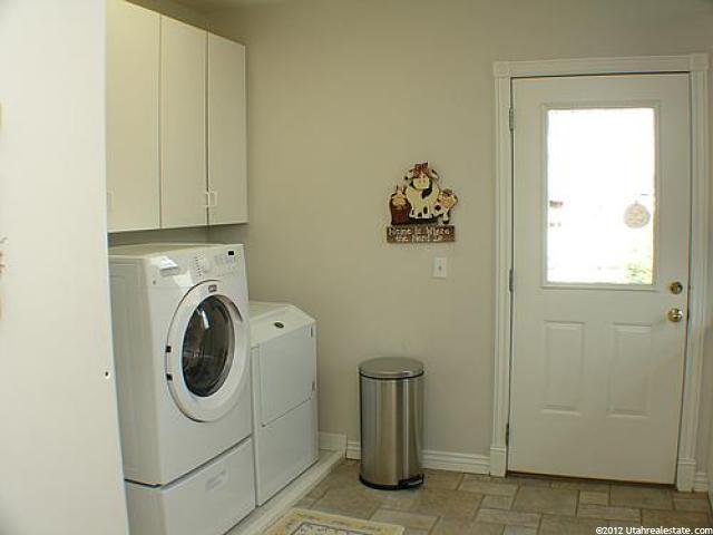 2991 N 2575 W, Farr West, UT 84404 — photo 10