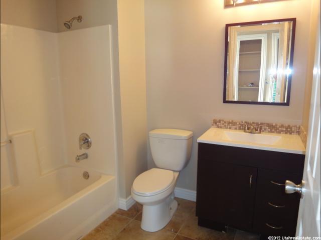 1211 W 1075 N, Clinton, UT 84015 — photo 12
