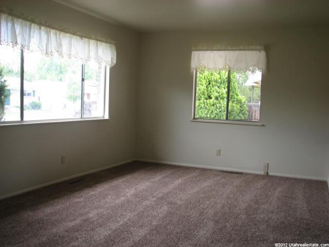 445 E Mountain View Dr S, Sandy, UT 84070 — photo 2