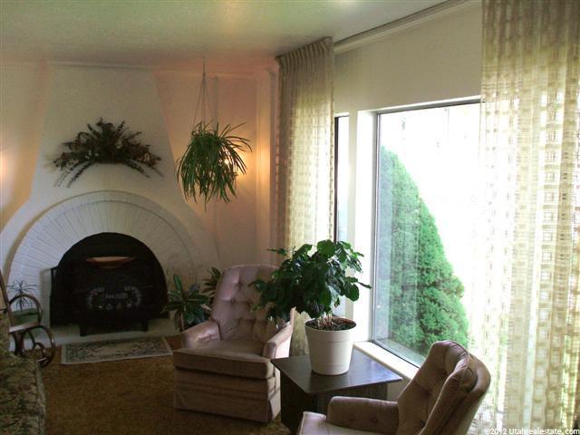 1642 E Victory Ln, Ogden, UT 84404 — photo 2