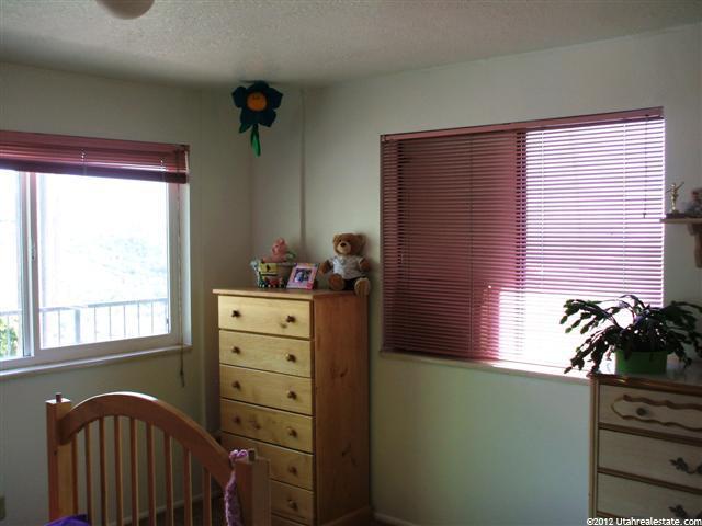1642 E Victory Ln, Ogden, UT 84404 — photo 9