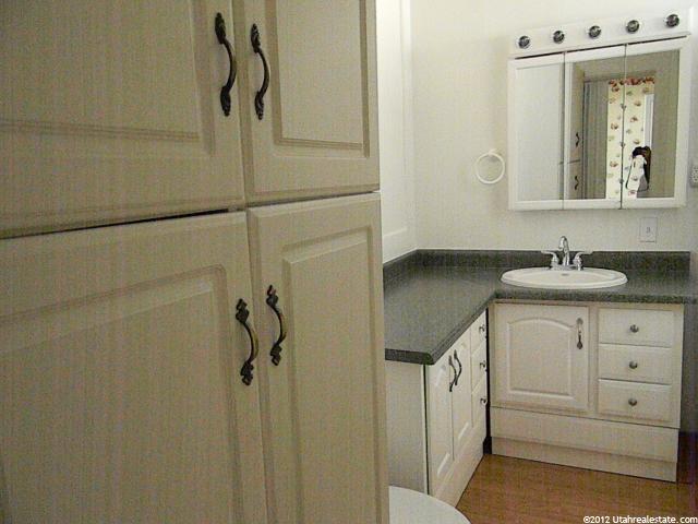 95 E Main N, Moroni, UT 84646 — photo 11