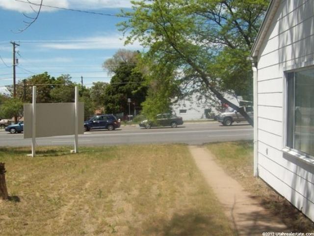 492 N Main St E, Clearfield, UT 84015 — photo 11