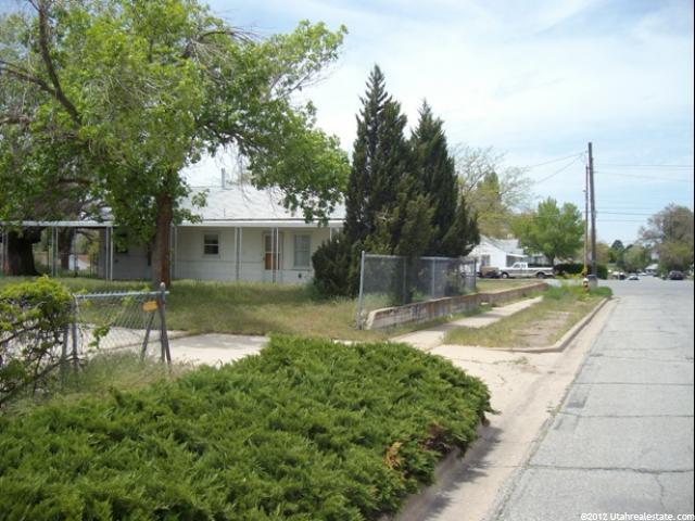 492 N Main St E, Clearfield, UT 84015 — photo 6