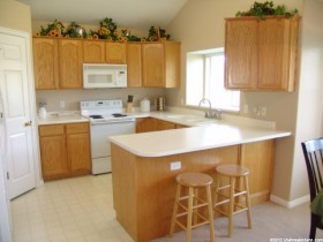 194 W 1450 N, Bountiful, UT 84010 — photo 3