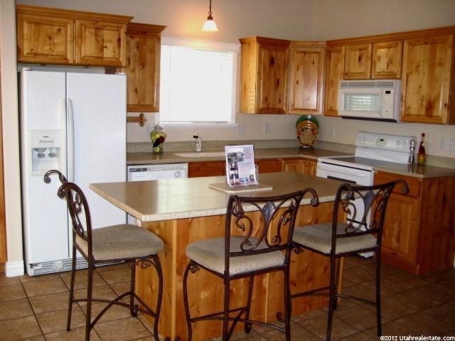 448 Meadow Ln, Providence, UT 84332 — photo 3