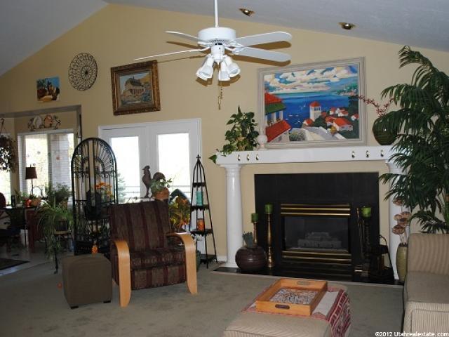 5233 Ridgedale Dr, Ogden, UT 84403 — photo 3