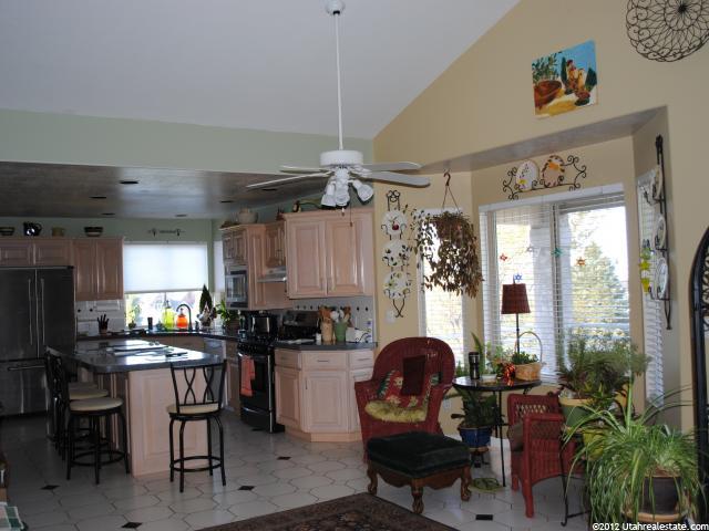 5233 Ridgedale Dr, Ogden, UT 84403 — photo 5