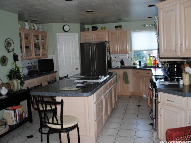 5233 Ridgedale Dr, Ogden, UT 84403 — photo 6