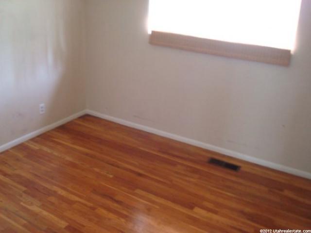 4662 S 2575 W, Roy, UT 84067 — photo 5