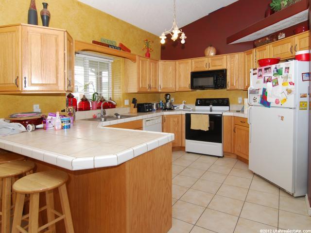 8246 S 2600 E, South Weber, UT 84405 — photo 5