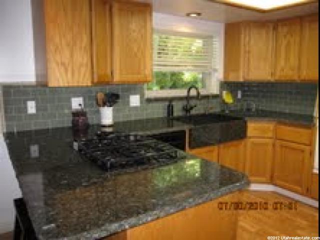 896 E 3400 N, Layton, UT 84040 — photo 2