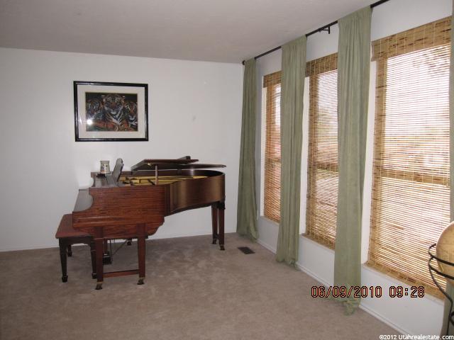 896 E 3400 N, Layton, UT 84040 — photo 11