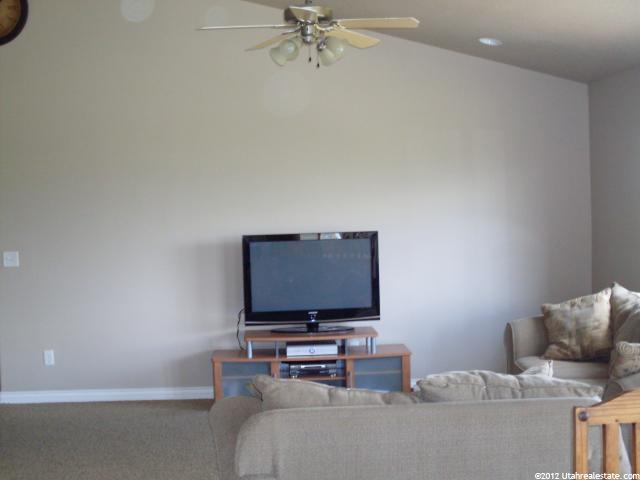4548 W 5325 S, Hooper, UT 84315 — photo 5