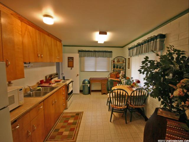 191 E 200 N, Providence, UT 84332 — photo 4