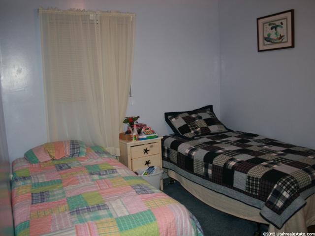 862 S 1000 E, Clearfield, UT 84015 — photo 5