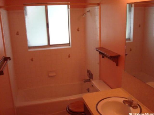 4446 S 2900 W, Roy, UT 84067 — photo 5