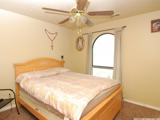 1554 S Monroe E #C-2, Ogden, UT 84404 — photo 4