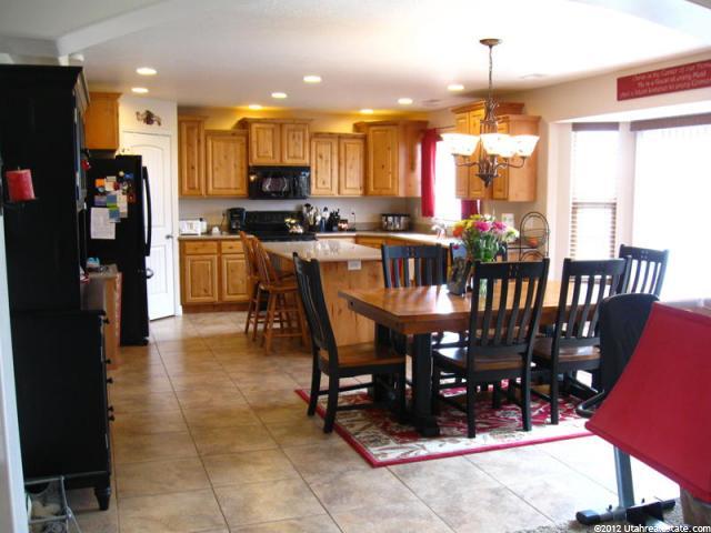 1918 S 2265 W, Syracuse, UT 84075 — photo 4