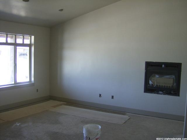 1283 W 2340 N, Clinton, UT 84015 — photo 3