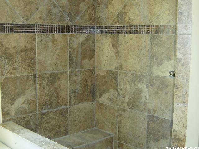 1283 W 2340 N, Clinton, UT 84015 — photo 6