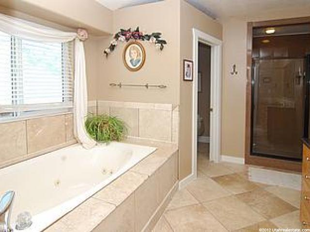 2275 E Deere View Dr N, Layton, UT 84040 — photo 7